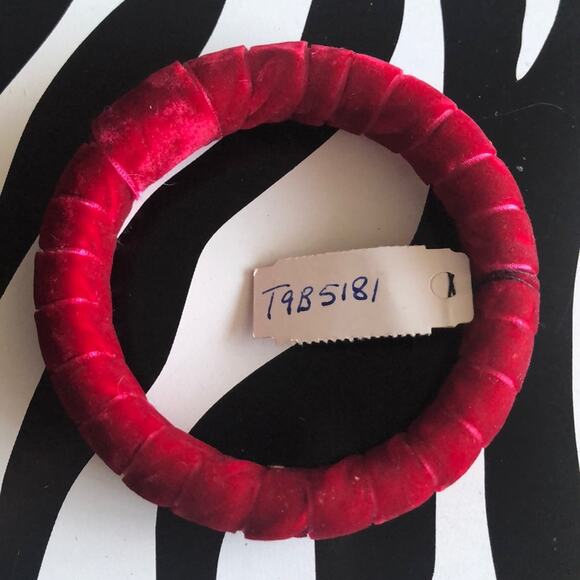 4 for $20 Stephan & Co. Red Velvet Bangle - Picture 2 of 2